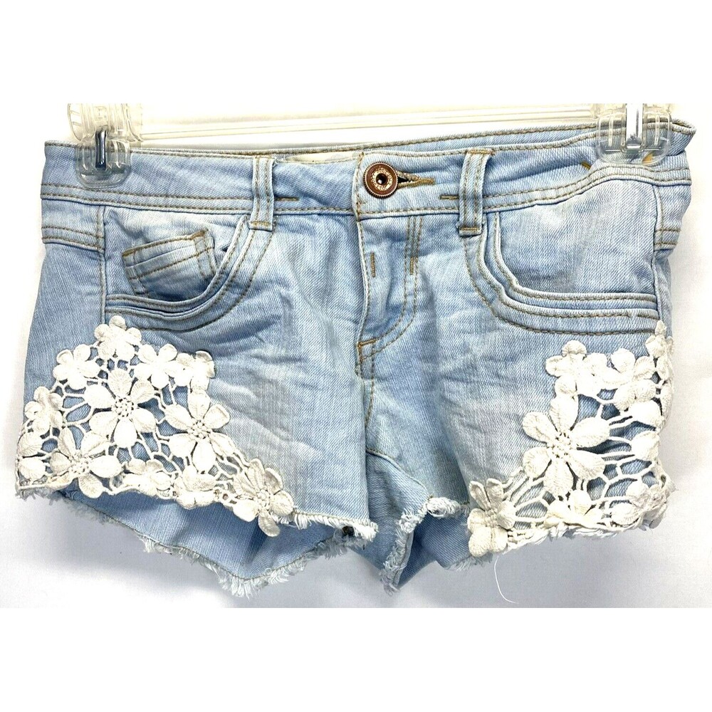 Jolt Denim Shorty Shorts Lace Raw Hem Women's Size 1  (28-29 x 2.5) RN39831